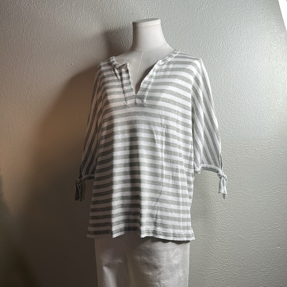 JOAN VASS Knit Grey Stripe Easy Pullover Johnny Collar Tunic 3/4 Sleeve Top 16 - Picture 4 of 17